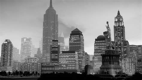 See Grand Theft Auto 4's Liberty City in brilliant black and white - Polygon