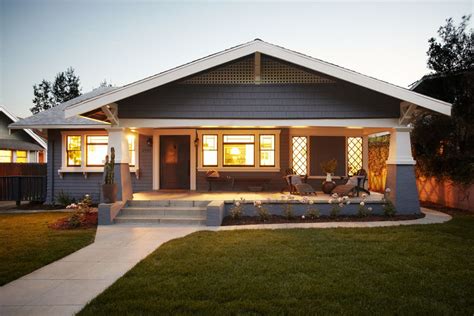 What Is a Craftsman House?