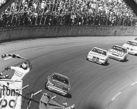 Closest finishes in Daytona 500 history | NASCAR