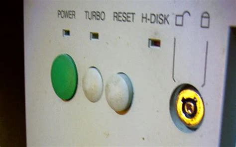 Why did old PCs have a turbo button? - The Silicon Underground