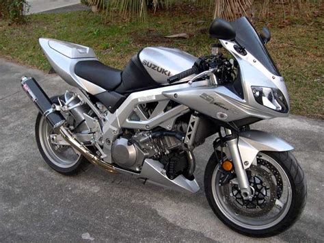 COOL BIKES: suzuki sv1000