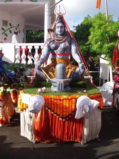 Maha Shivaratri - Wikipedia