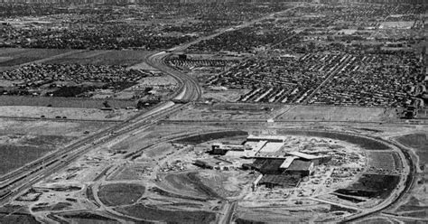 A comprehensive history of Metrocenter Mall shopping center in Phoenix ...