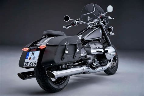 2024 BMW R18 Classic Price, Specs, Top Speed & Mileage in India