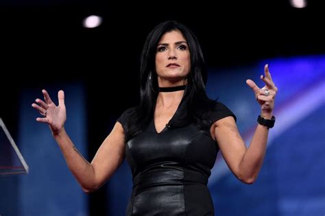 SHOCK: Anti-gun Crowd Almost Attacks Female NRA Spokesperson – Florida Gun Supply "Get armed ...