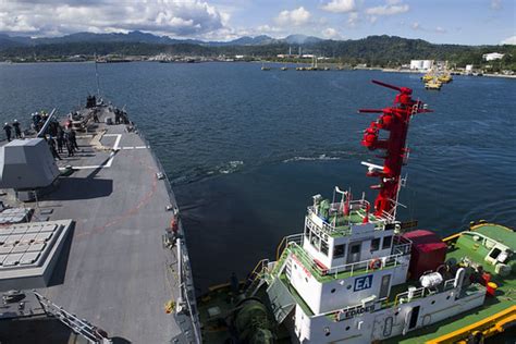 USS Sterett | 170623-N-ZW825-520 SUBIC BAY, Republic of Phil… | Flickr