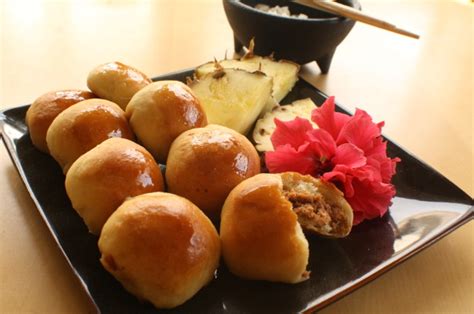 HAWAIIAN MANAPUa CHAR SIU) APPETIZER SANDWICHES Recipe - Food.com