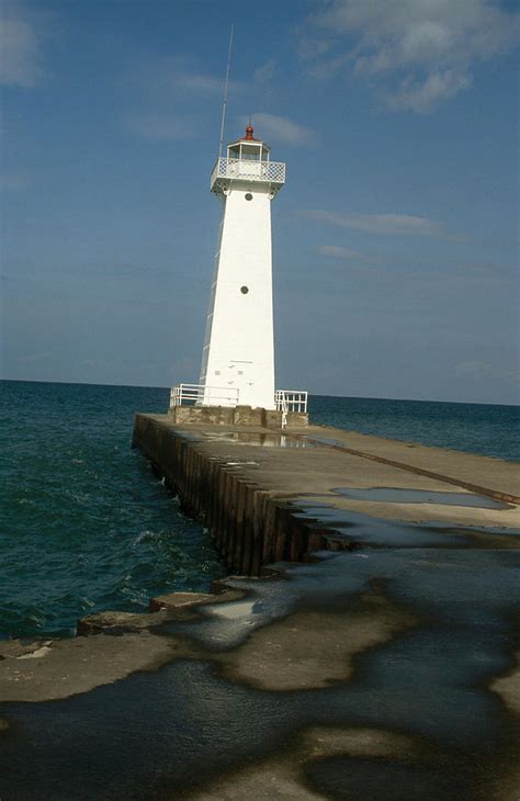 Sodus Point Pierhead Lighthouse, Ny Photograph by Bruce Roberts - Fine Art America