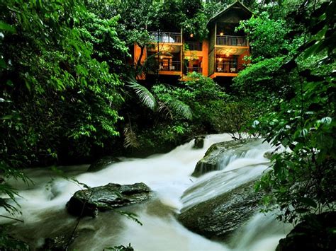 Best Honeymoon Resorts in Kerala | Luxury Resorts in Kerala