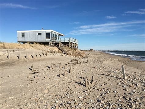 Gravel Beach: Moonstone Beach