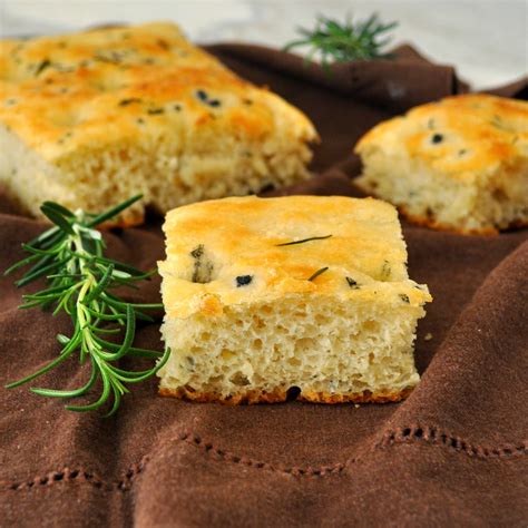 Cooking with Manuela: Homemade Traditional Italian Focaccia Bread with Rosemary