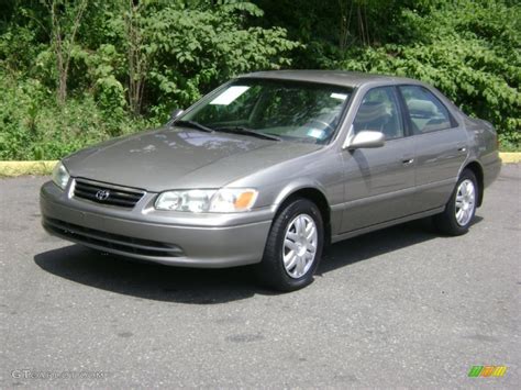 2001 Toyota camry le colors