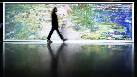 Claude Monet’s Gardens Are Coming Alive In New York In Immersive Exhibit - DesignTAXI.com