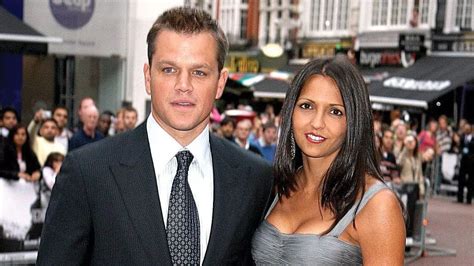 Matt Damon married barmaid with a young daughter - 20 years later he ...