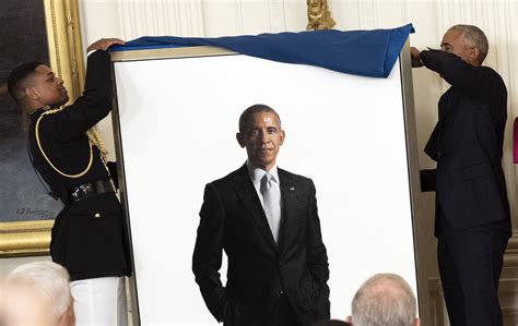 Barack and Michelle Obama's Official White House Portraits | POPSUGAR Celebrity Photo 9