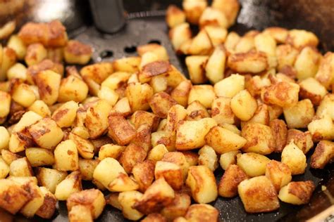 The secret to making really good potato cubes | Baked potato recipes, Vegetarian vegan recipes ...