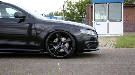 AVUS Performance Black Arrow based on Audi A4 Avant