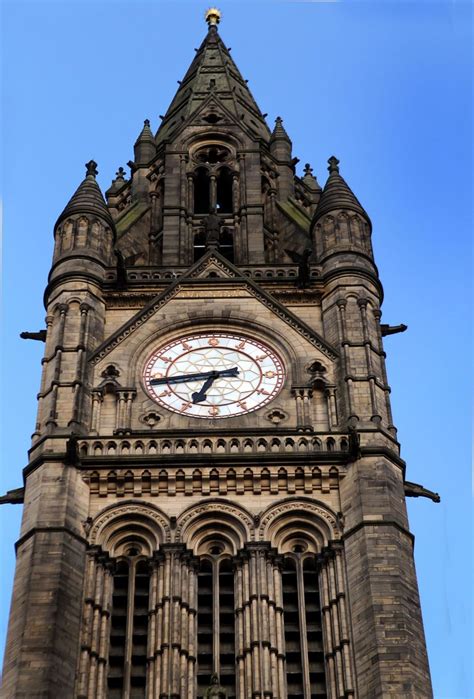 Manchester town hall clock tours: Stunning pictures give you a glimpse ...