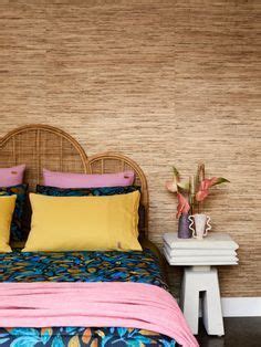 beachy bedroom ideas: colorful bedding with seagrass wallpaper | Seagrass wallpaper, Best ...