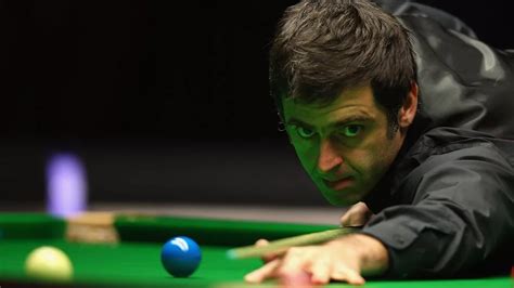 Ronnie O'Sullivan breaks Stephen Hendry's record with 776th career century at The Masters ...