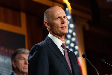 Florida Senator Rick Scott Demands More Disaster Aid as Idalia Approaches - Bloomberg