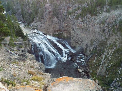 Waterfalls of Yellowstone – the xenophile life