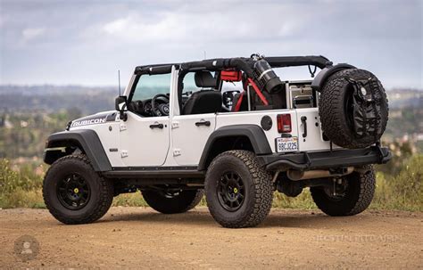 Jeep Wrangler JKU Factory Half Doors - Bright White - For Sale! | Expedition Portal