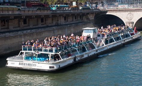 Seine river cruise, Paris, 26 Sept. 2009 | Phillip Capper | Flickr