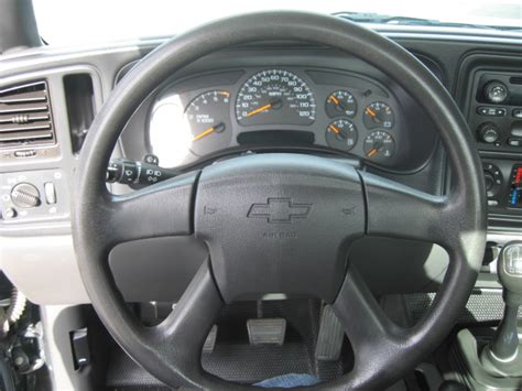 2004 Chevrolet Silverado 1500 - Interior Pictures - CarGurus