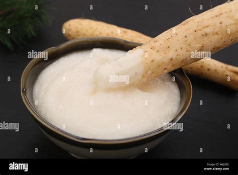 Tororo (Grated yam Stock Photo - Alamy