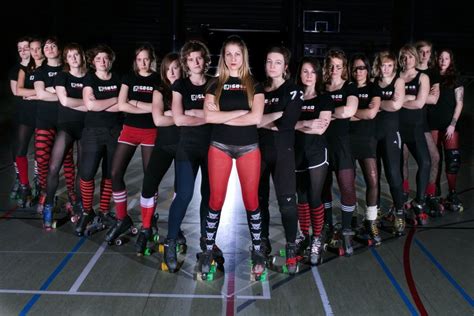 Femme Fighting: Life on the Roller Derby Team | Mount Pleasant Magazine