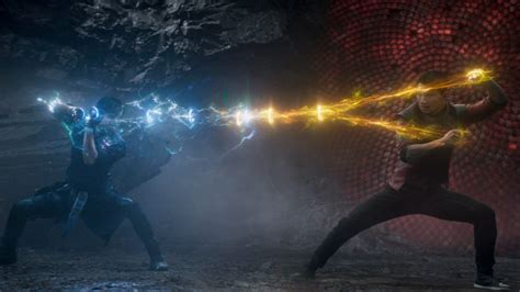 How Shang-Chi's fighting style changes in the new Marvel movie's ending - CNET