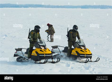 U.s. border patrol canada hi-res stock photography and images - Alamy