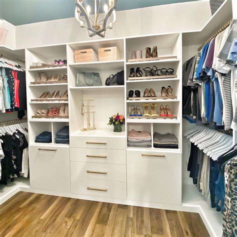 10 Ideas for Designing the Closet of Your Dreams