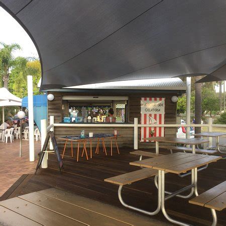 Morgans Seafood Market and Takeaway, Brisbane - Restaurant Reviews, Phone Number & Photos ...