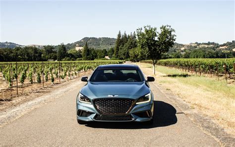 Genesis shines up G80 Sport with new colors, copper accents - CNET