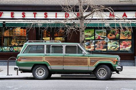 1988 Jeep Grand Wagoneer | Jeep wagoneer, Jeeps and Woods