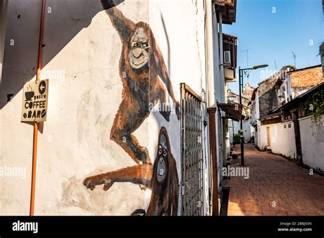 Street art murals in Malacca, Malaysia Stock Photo - Alamy