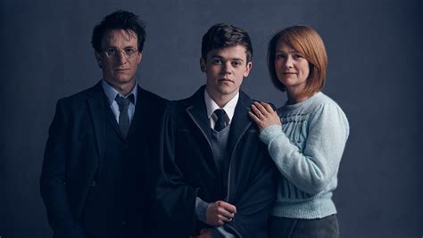 First Pictures of Harry Potter and the Cursed Child Cast in Costume ...