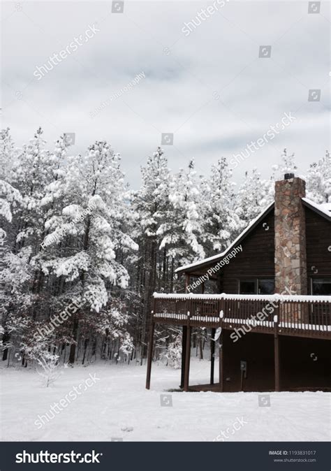 2 Log Cabin Lake Lure Stock Photos, Images & Photography | Shutterstock