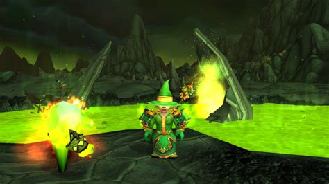 Transmogable — “Green Fire” Cloth / Warlock Transmog[[MORE]]...