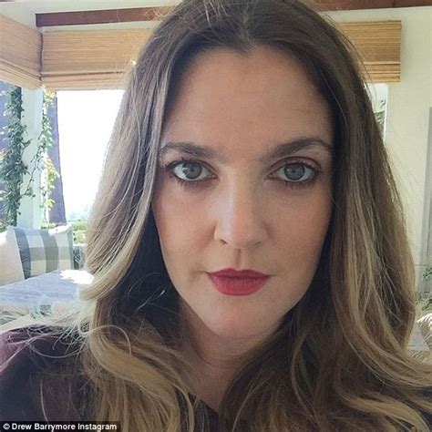 Drew Barrymore SLEEPS with her eyeshadow on to get her 'perfect smudgy' look | Daily Mail Online