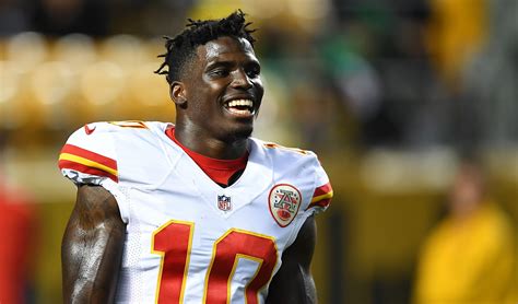 Inside the Tyreek Hill Trade & His Record-setting Miami Contract