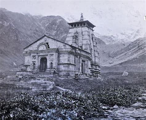 How Kedarnath temple survived the flood and 400 years under snow ...