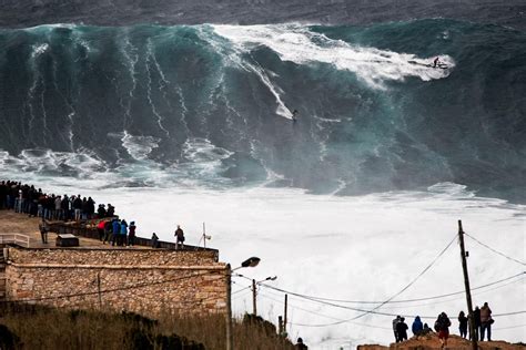 Nazaré Canyon funnelled a huge Altantic swell: Watch