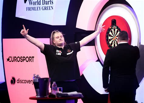 Fallon Sherrock on Beau Greaves' decision NOT to go to Ally Pally + World Series, nine-darter ...