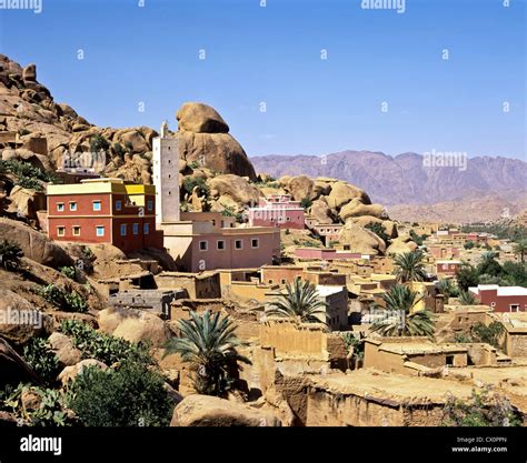 8271. Tafraout, Anti Atlas Mountains, Morocco Stock Photo - Alamy