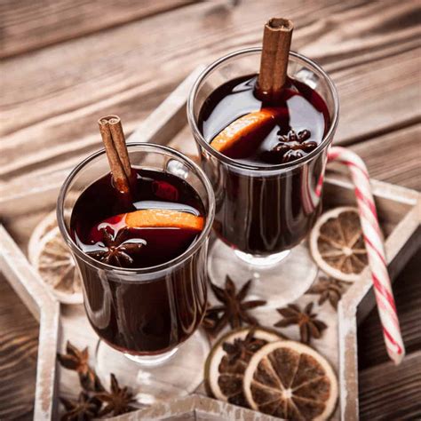 Holiday Mulled Wine - Sweet Humble Home