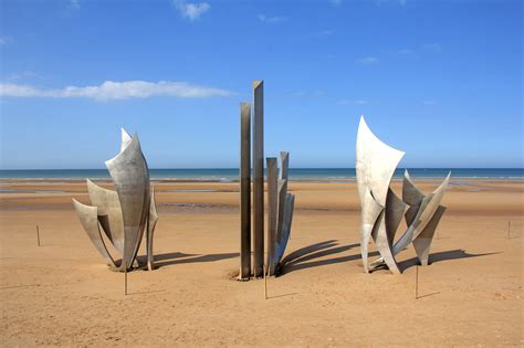 Omaha Beach in Normandy, D-Day and troops - Normandy Tourism, France