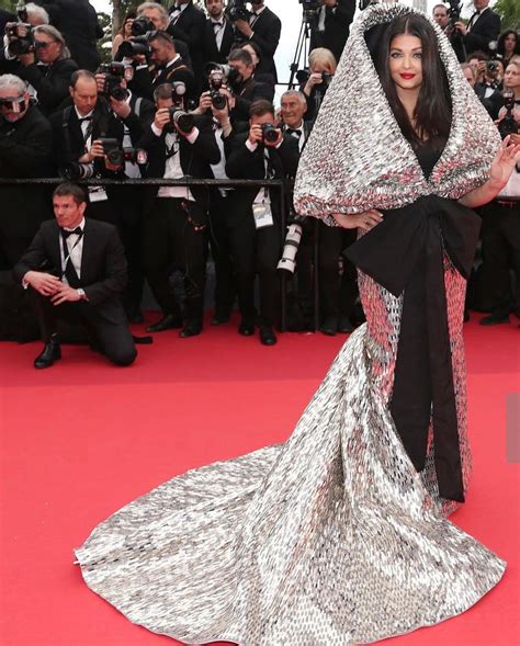 Cannes 2023: Aishwarya Rai Bachchan makes a magnetic appearance on the red carpet - ANEWSWIRE